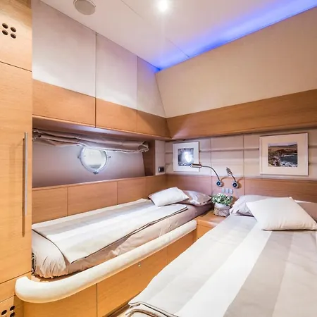 ホテル Capasecca Yacht *