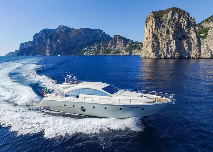 Capasecca Yacht